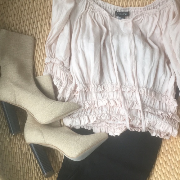 Wild Diva Morgan02 Gold Nafa Booties - Picture 5 of 6